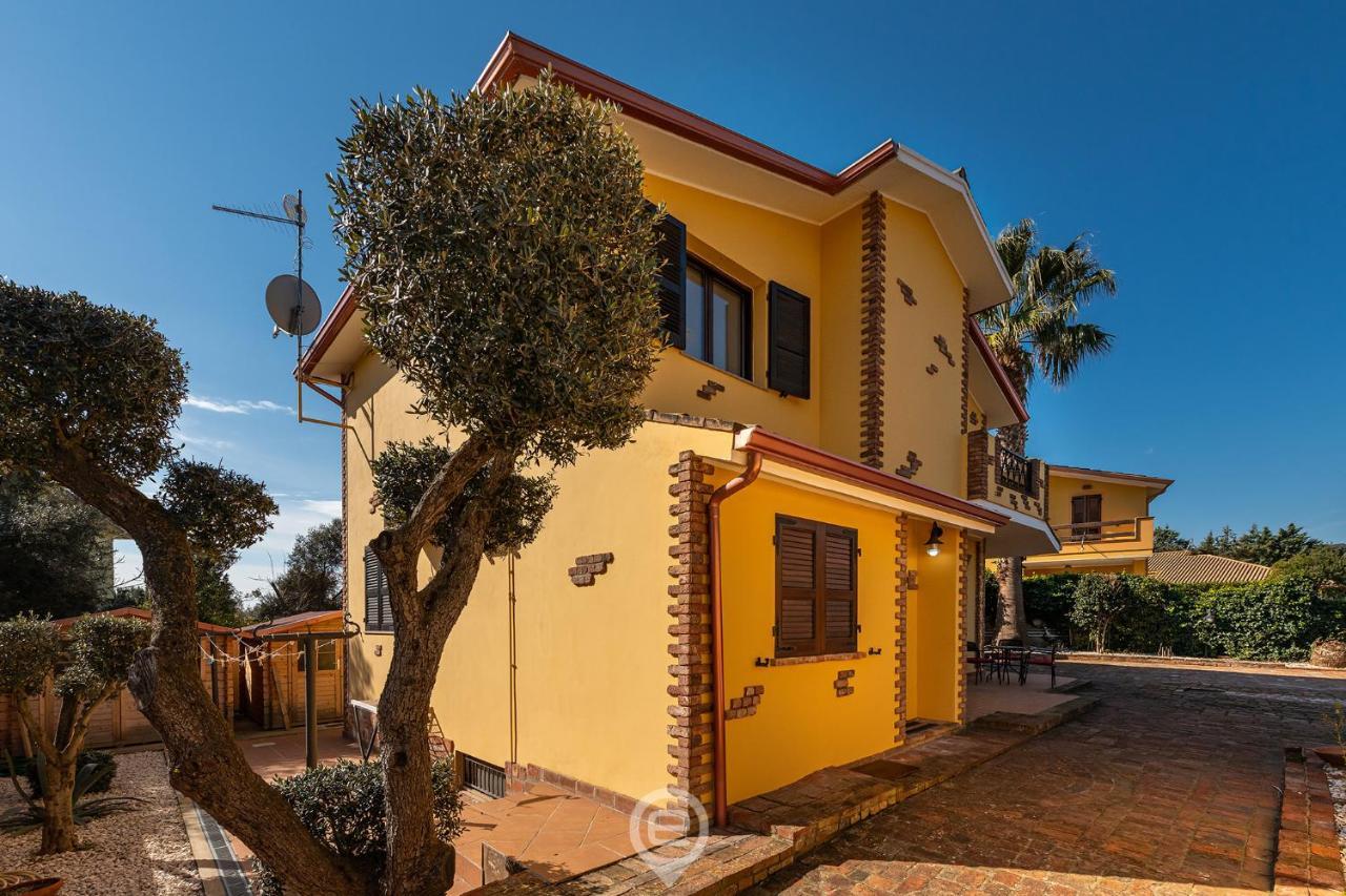 Villa Monica - Suites 伊格莱西亚斯 外观 照片