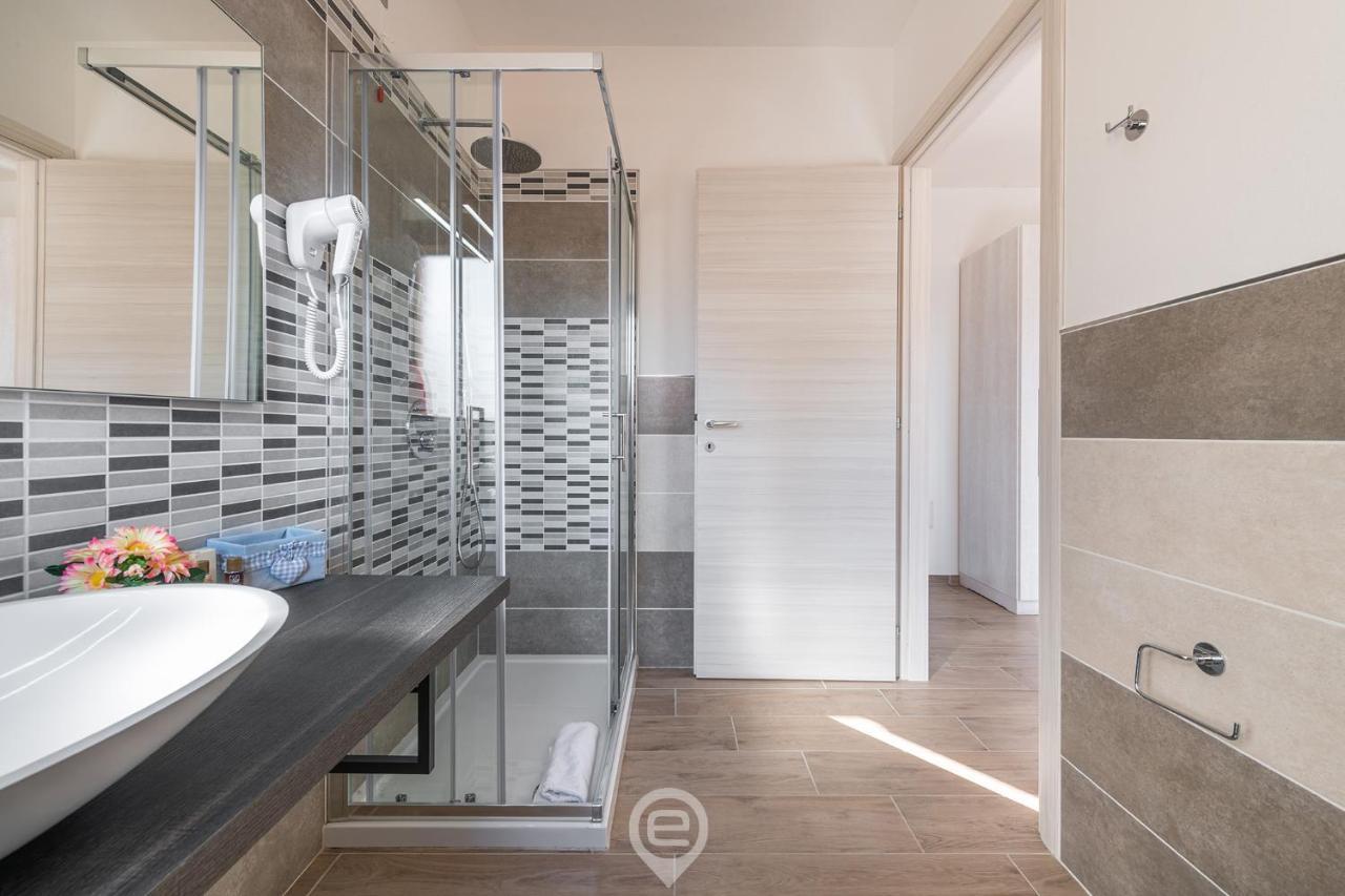 Villa Monica - Suites 伊格莱西亚斯 外观 照片