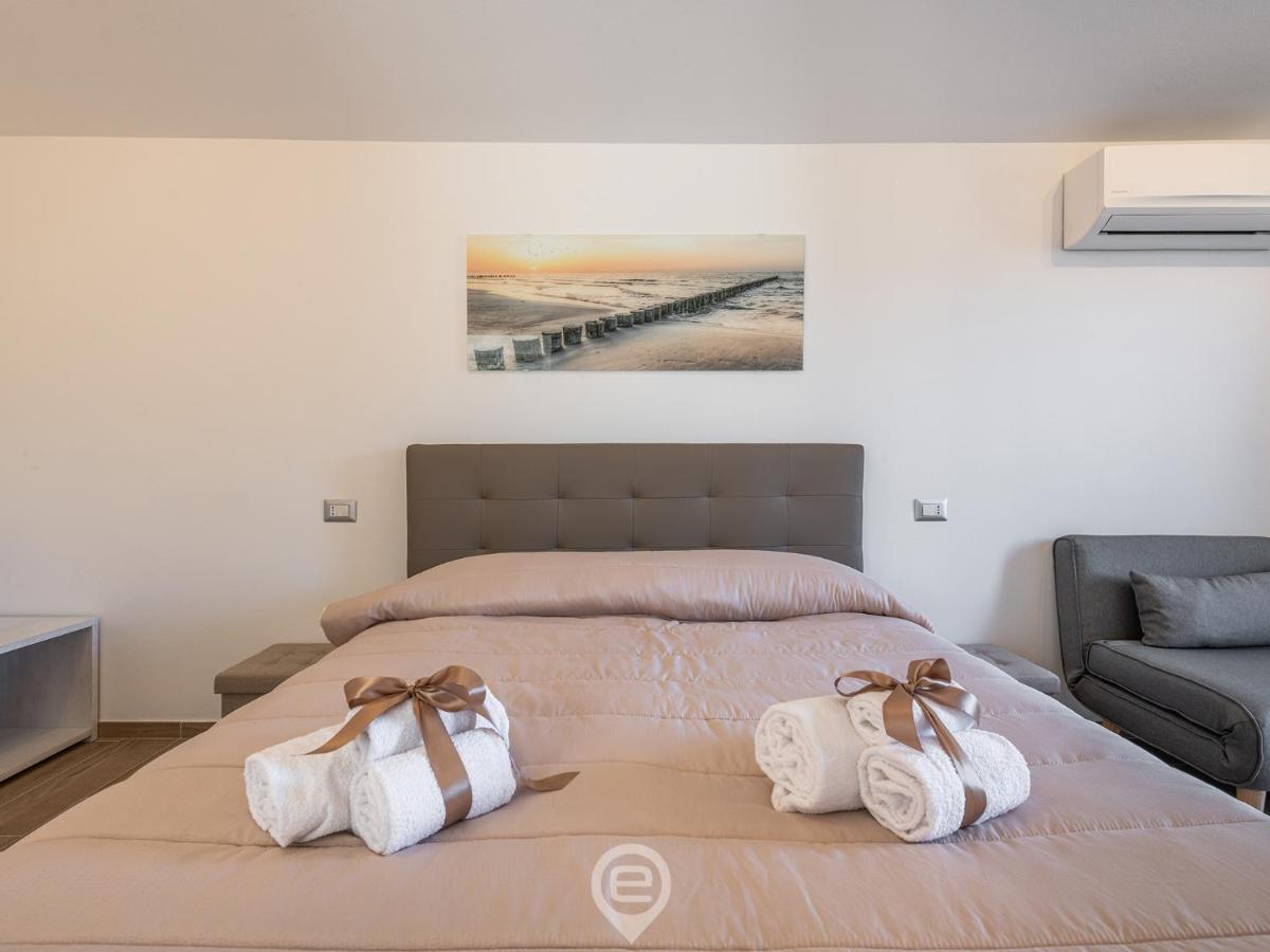 Villa Monica - Suites 伊格莱西亚斯 外观 照片