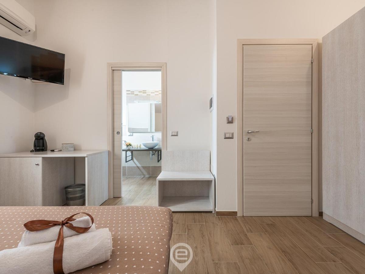 Villa Monica - Suites 伊格莱西亚斯 外观 照片
